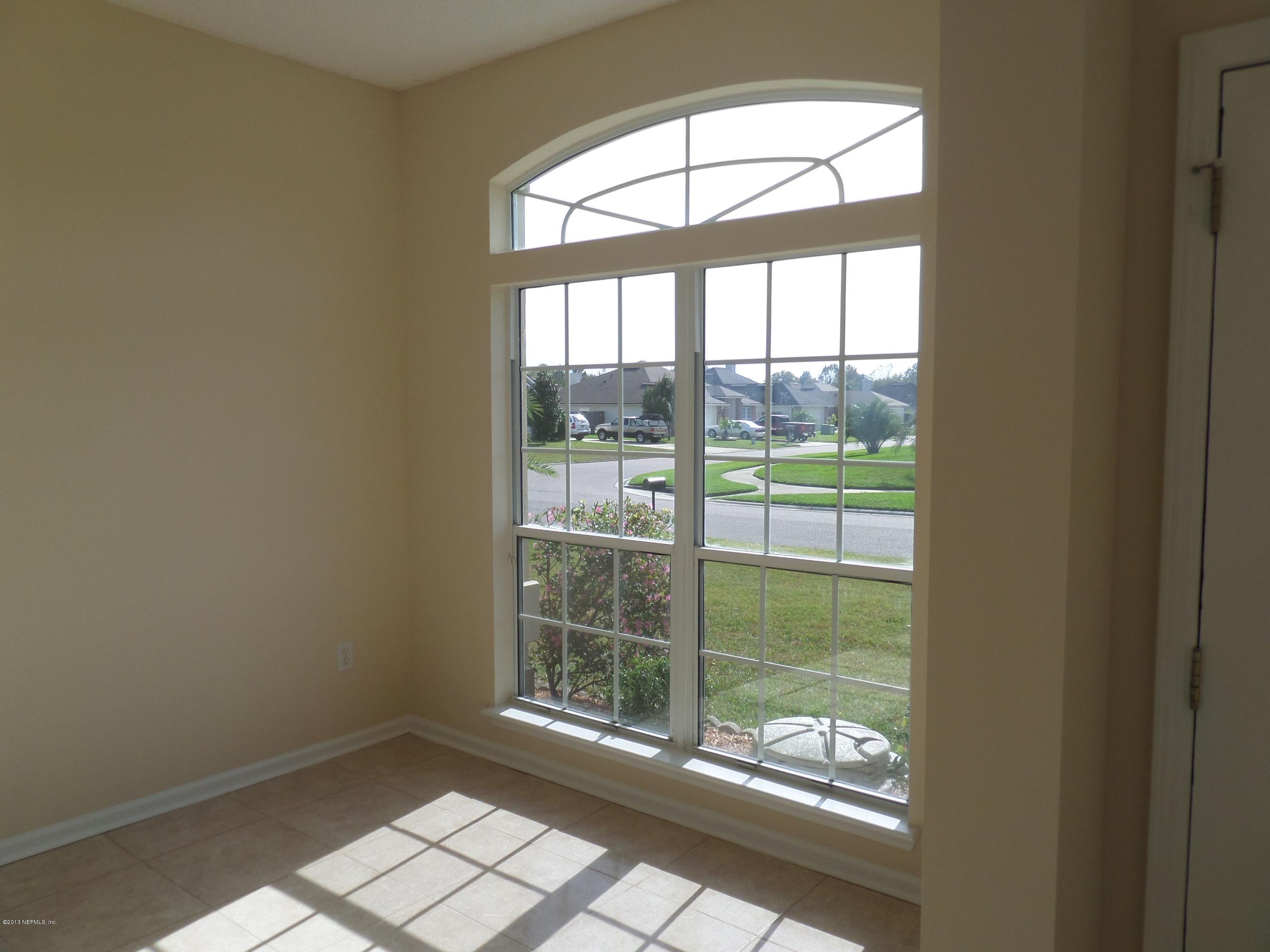 6337 Duclay Road Jacksonville, FL 32244 - Photo 5 of 34 012