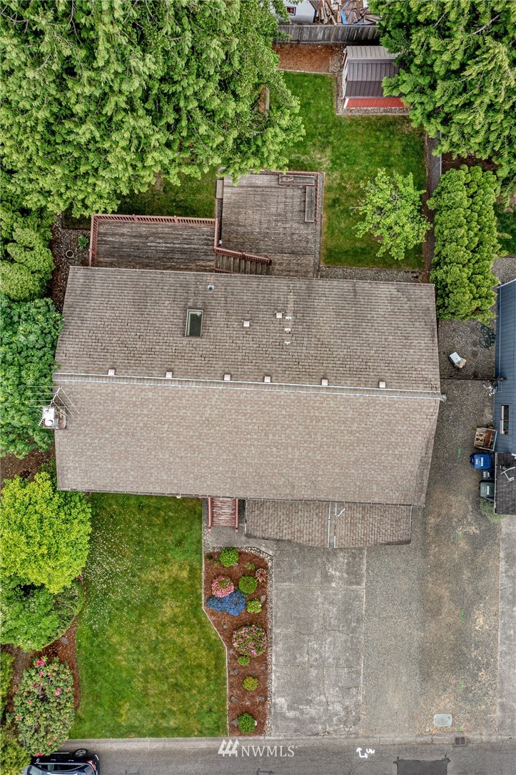 9622 Northeast 204th Place Bothell, WA 98011 - Photo 2 of 25