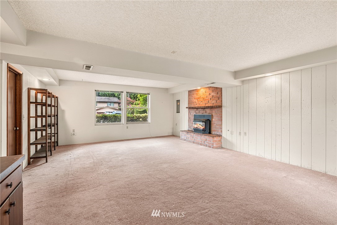 9622 Northeast 204th Place Bothell, WA 98011 - Photo 19 of 25