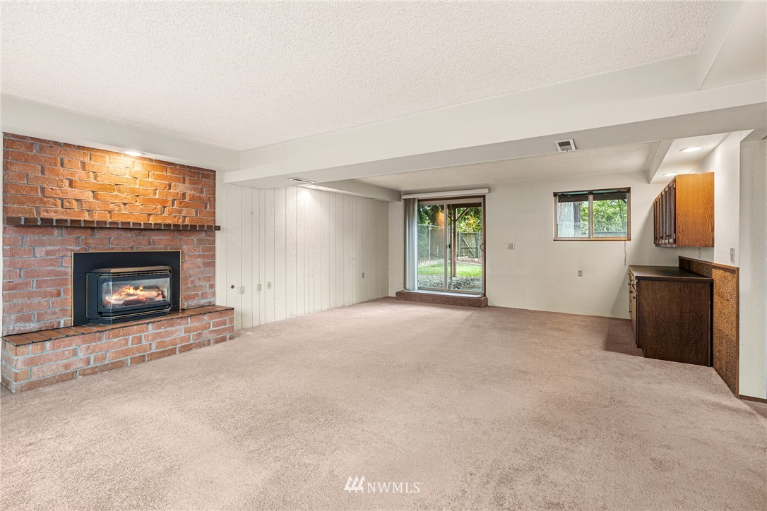9622 Northeast 204th Place Bothell, WA 98011 - Photo 20 of 25