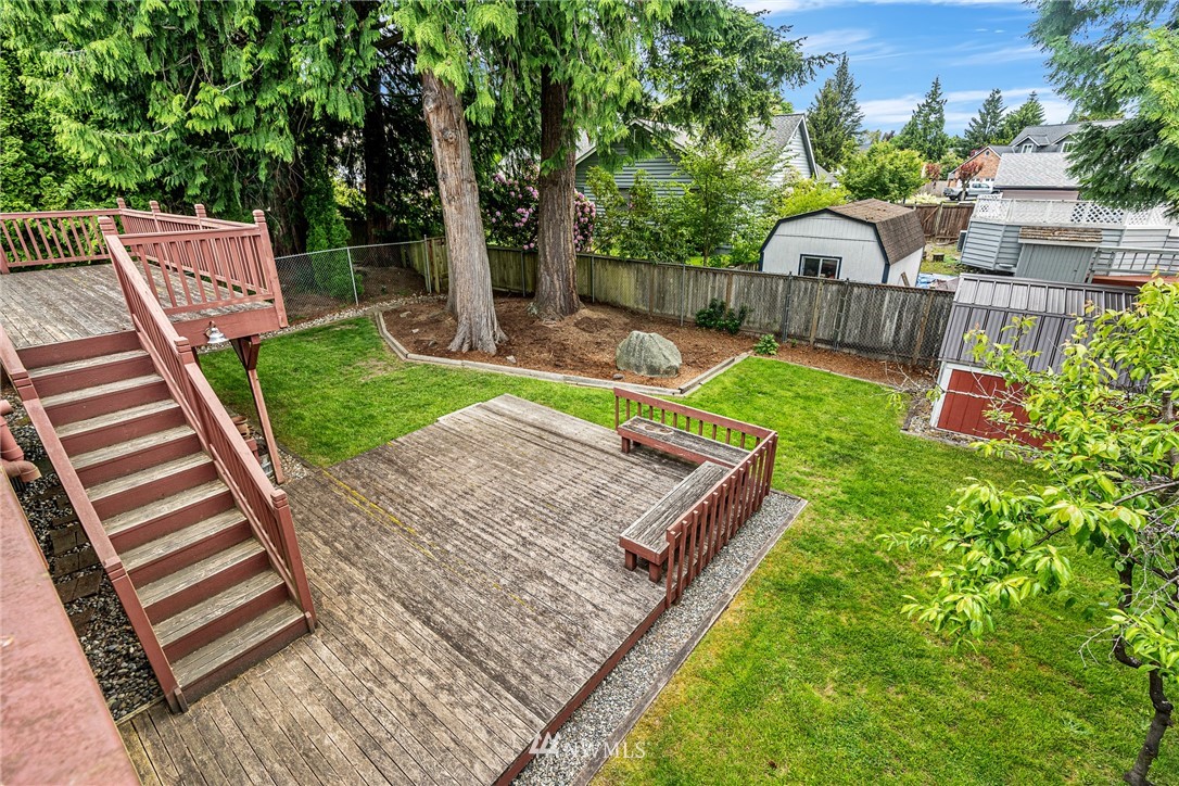 9622 Northeast 204th Place Bothell, WA 98011 - Photo 4 of 25