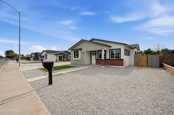 $725,000 | 446 South Pioneer, Mesa, AZ 85204