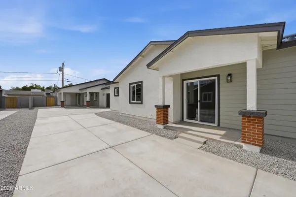 $725,000 | 446 South Pioneer, Mesa, AZ 85204