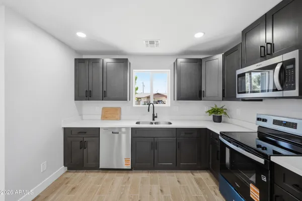 $725,000 | 446 South Pioneer, Mesa, AZ 85204