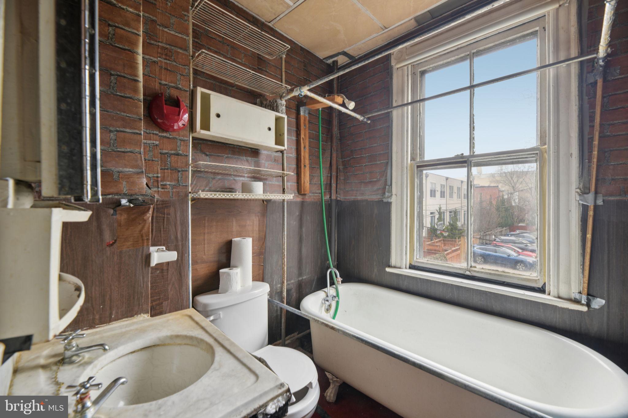 712 4th Street Southeast Washington, DC 20003 - Photo 30 of 43 Second Level-Bathroom 2