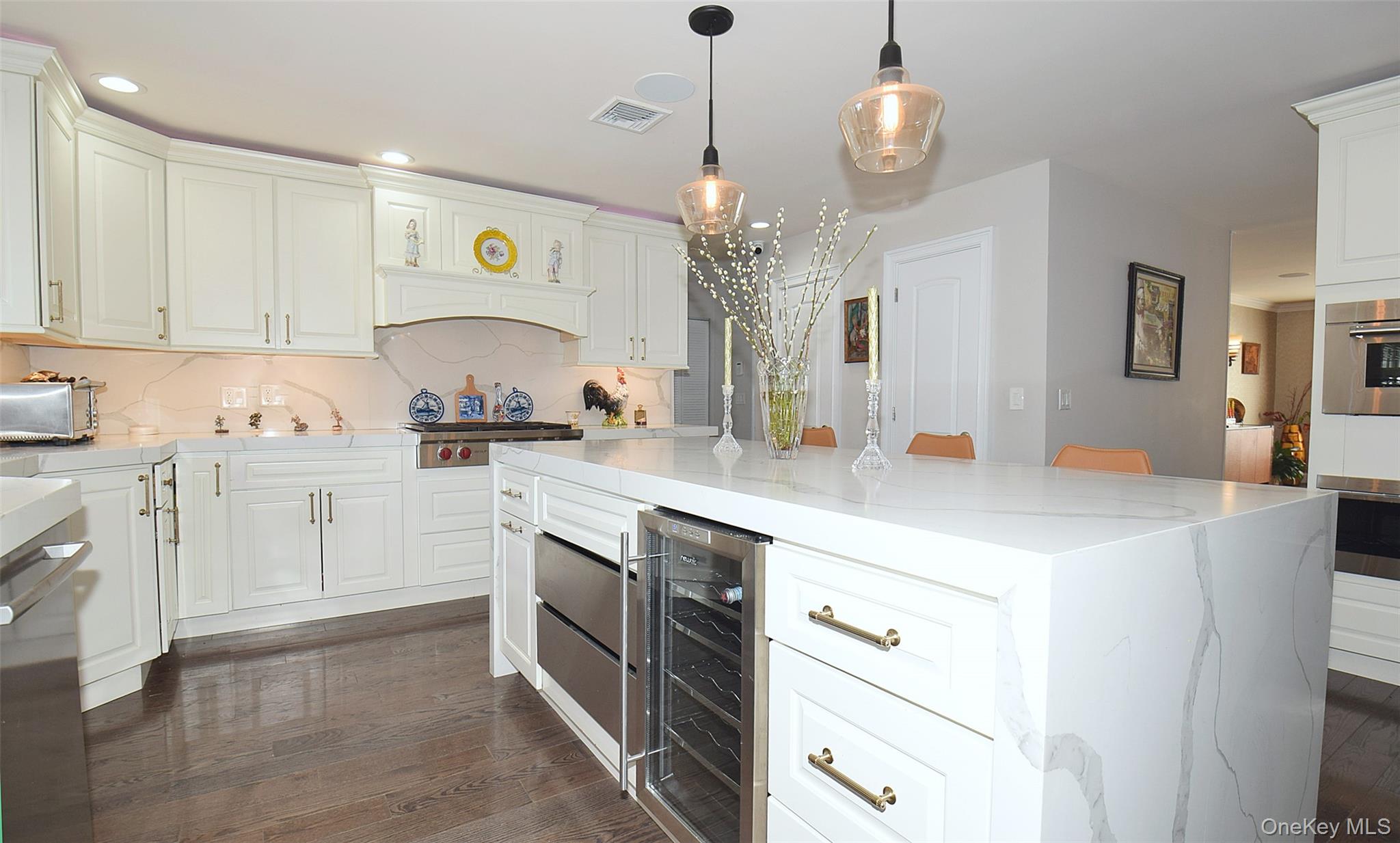 422 Mill River Road Oyster Bay, NY 11771 - Photo 13 of 36 Kitchen