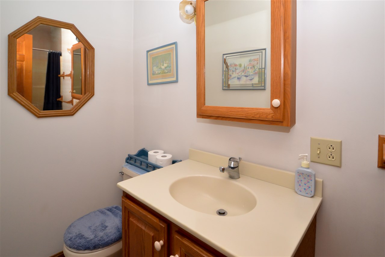17 County Farm Road Dover, NH 03820 - Photo 23 of 27 Gallery Image 23