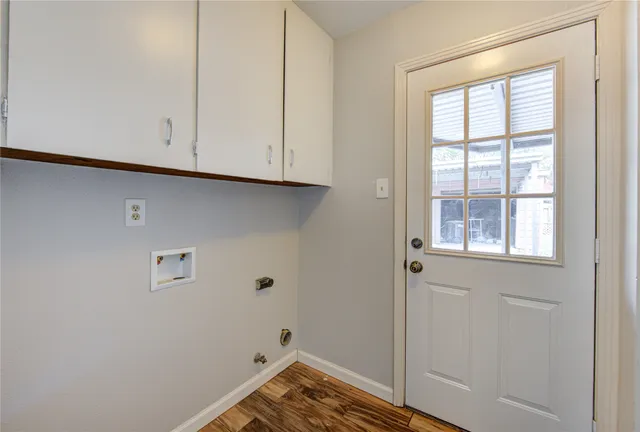 $319,900 | 12114 Dorrance Lane, Meadows Place, TX 77477