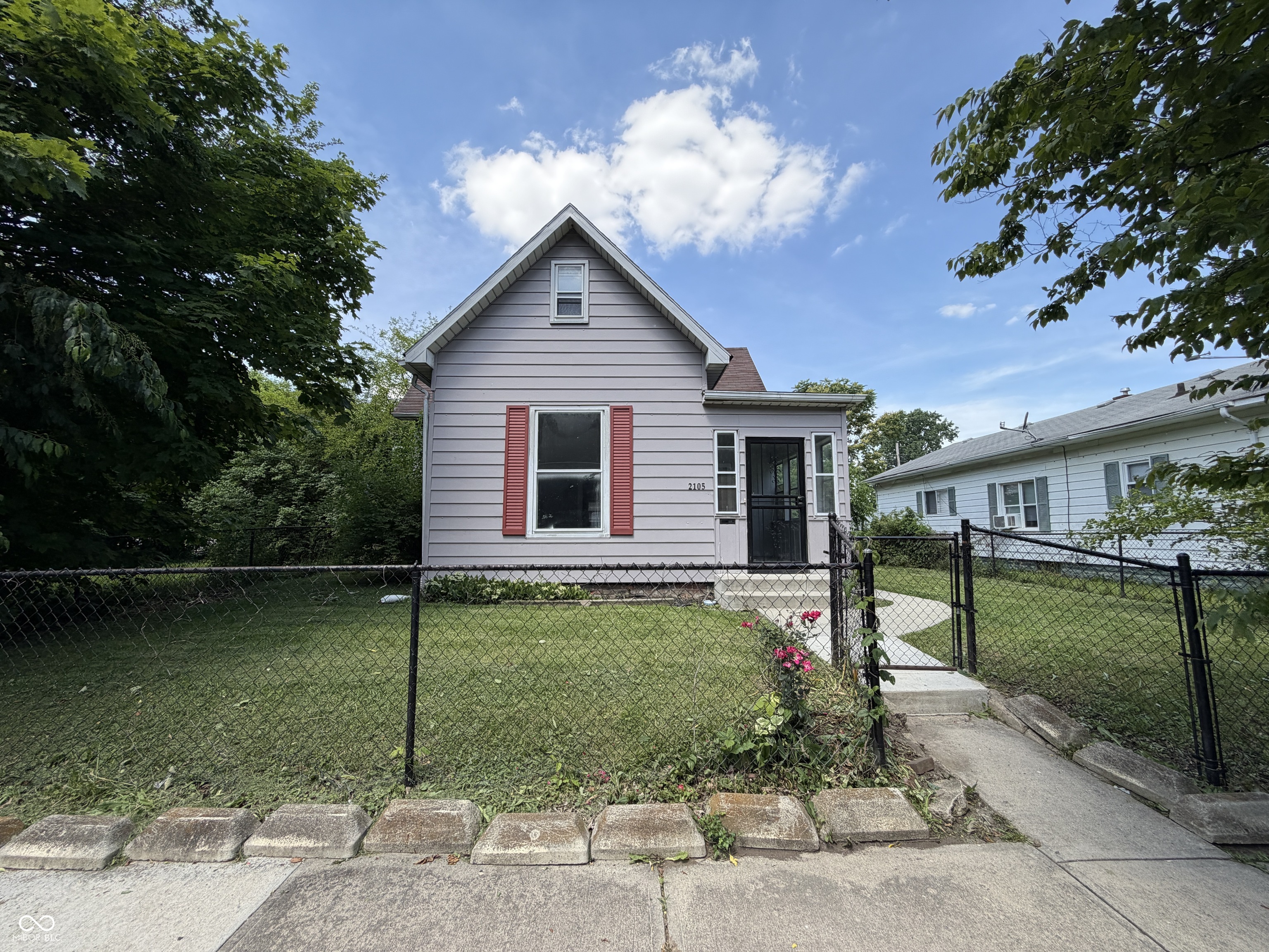 2105 Arrow Avenue Anderson, IN 46016 - Photo 1 of 15