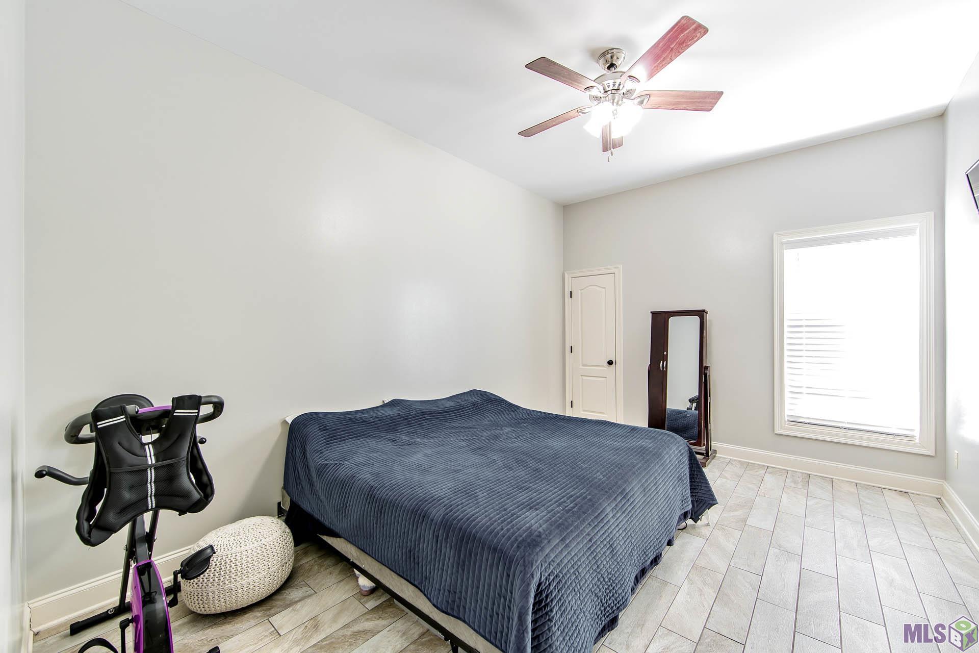 205 Tiger Tail Road Houma, LA 70360 - Photo 20 of 23 Bedroom 3