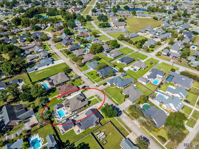 $559,000 | 205 Tiger Tail Road, Houma, LA 70360