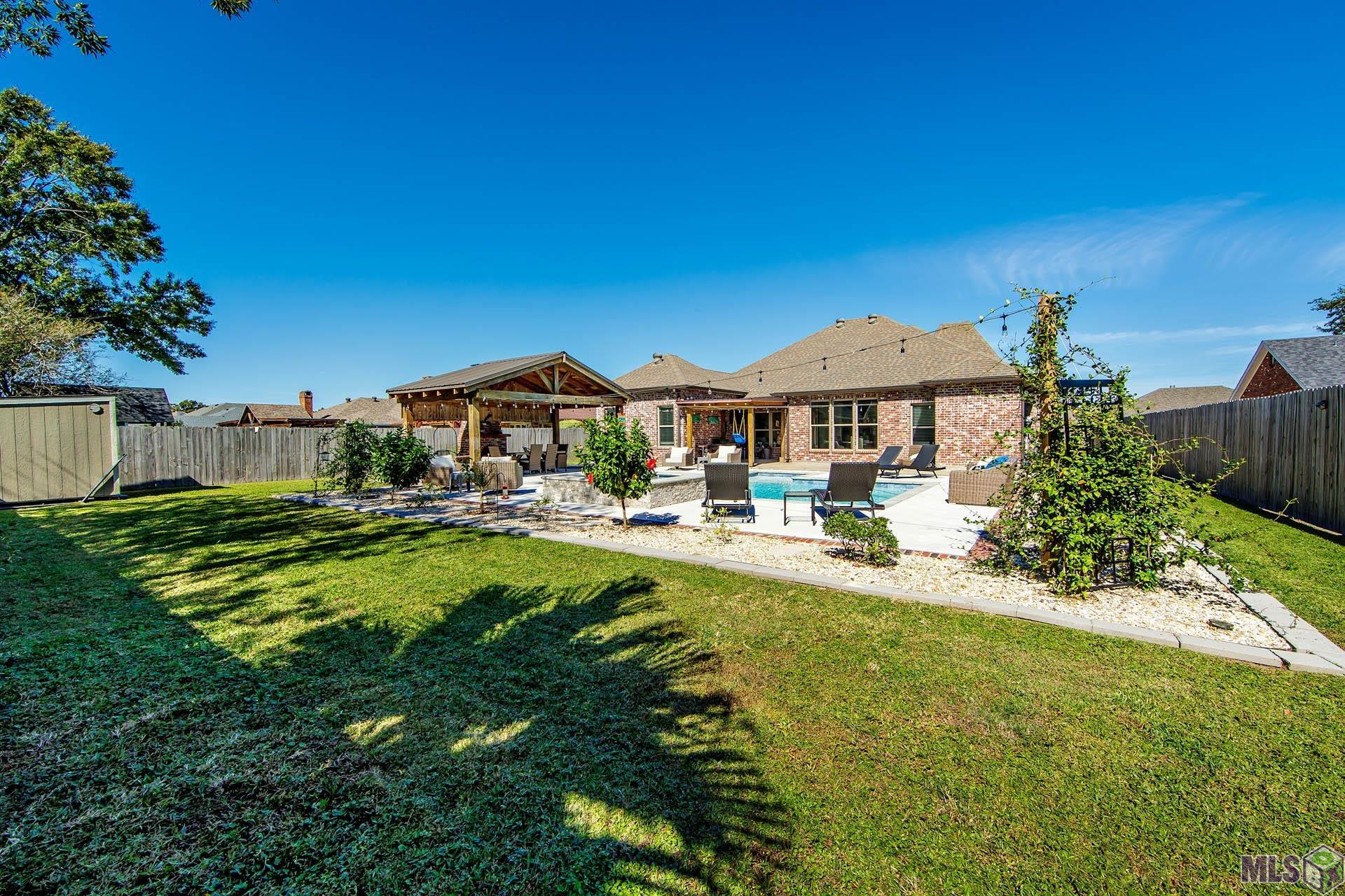 205 Tiger Tail Road Houma, LA 70360 - Photo 7 of 23 Rear View