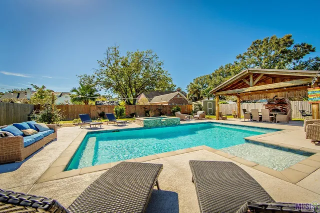 $559,000 | 205 Tiger Tail Road, Houma, LA 70360