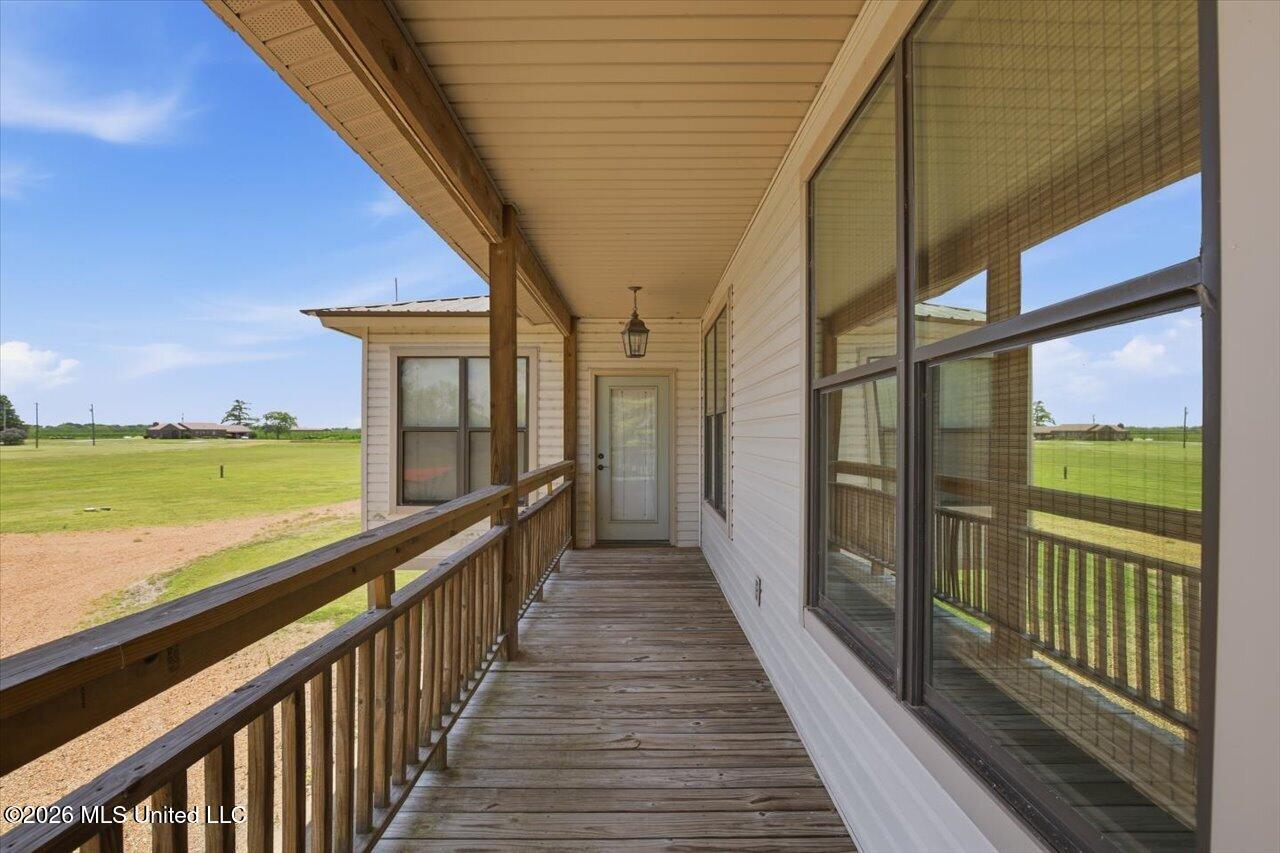 2595 Deerfield Road Yazoo City, MS 39194 - Photo 16 of 70 16-2595 Deerfield Rd _ Hometoursms.com