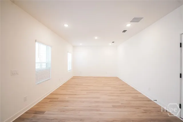 $2,600 | 108 Kingswood Circle, Bloomingdale, GA 31302