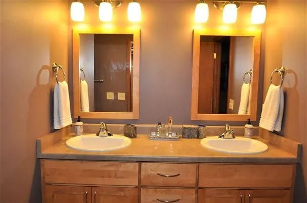 $2,750 | 702 Redan Drive, Verona, WI 53593