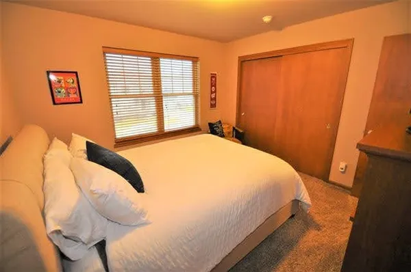 $2,750 | 702 Redan Drive, Verona, WI 53593