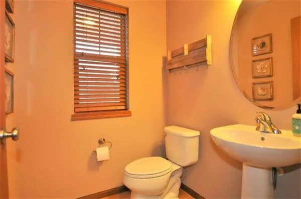 $2,750 | 702 Redan Drive, Verona, WI 53593