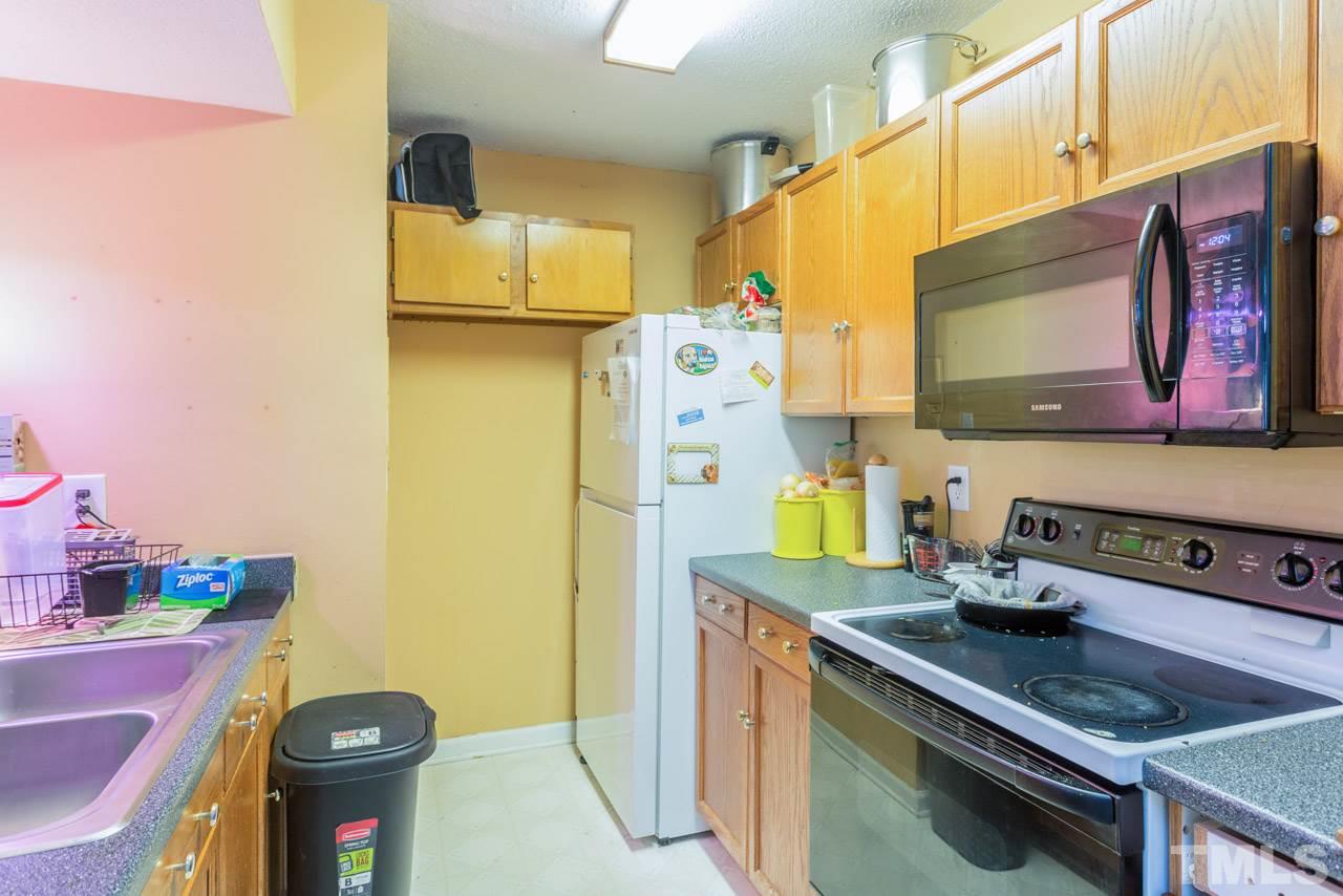 3702 Chimney Ridge Place, Unit 4 Durham, NC 27713 - Photo 8 of 16 Gallery Image 8