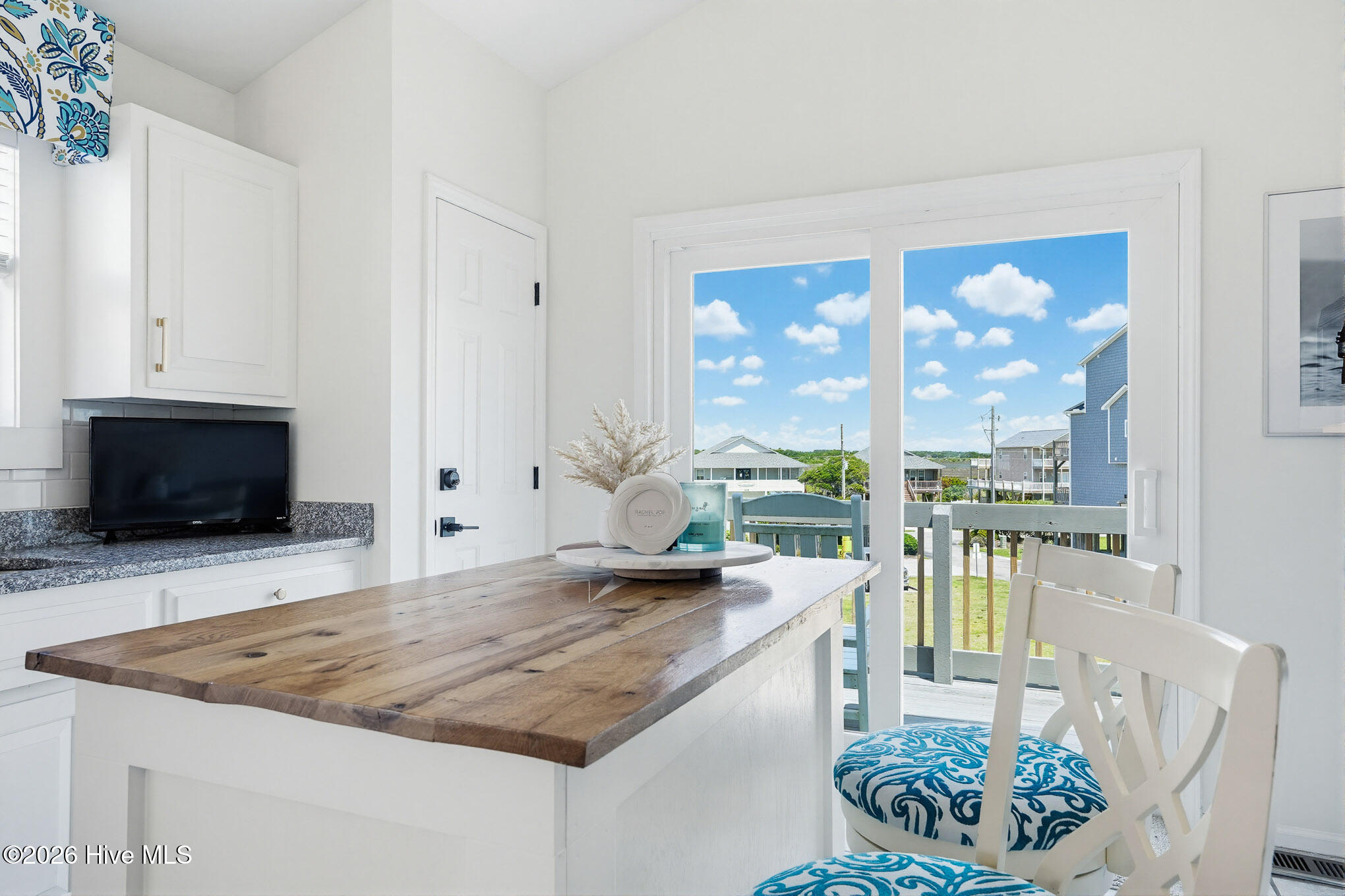 1928 New River Inlet Road, Unit 212 North Topsail Beach, NC 28460 - Photo 8 of 56 212 Shipwatch - Interior - MLS_3