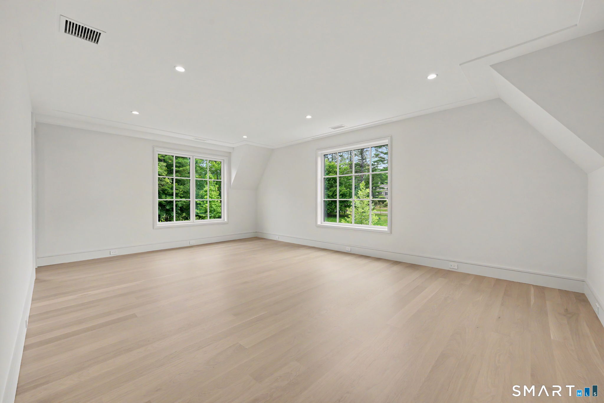 175 Brookside Road Darien, CT 06820 - Photo 30 of 37