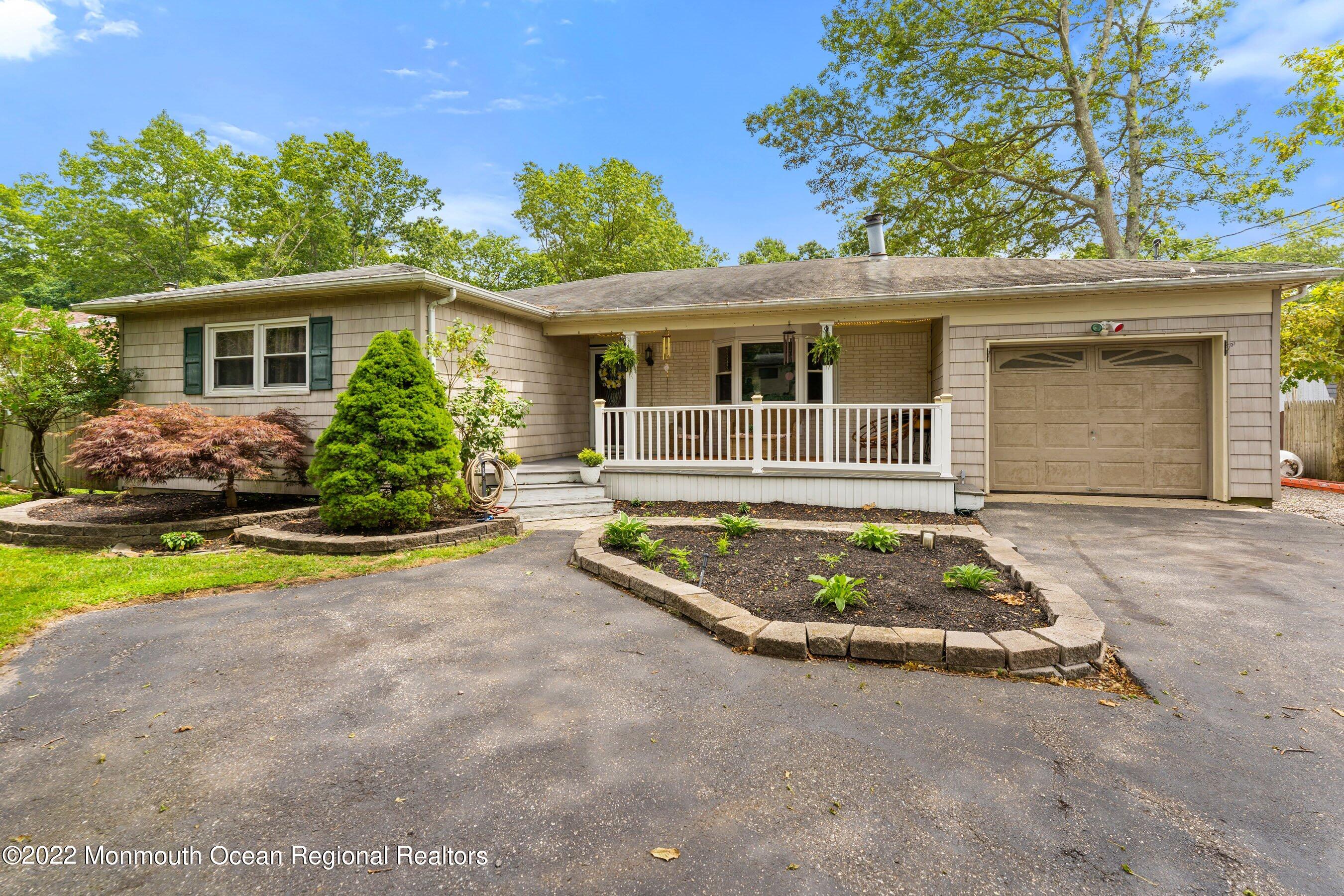 47 Cranmer Road Bayville, NJ 08721 - Photo 1 of 27 01-Ext5 Front