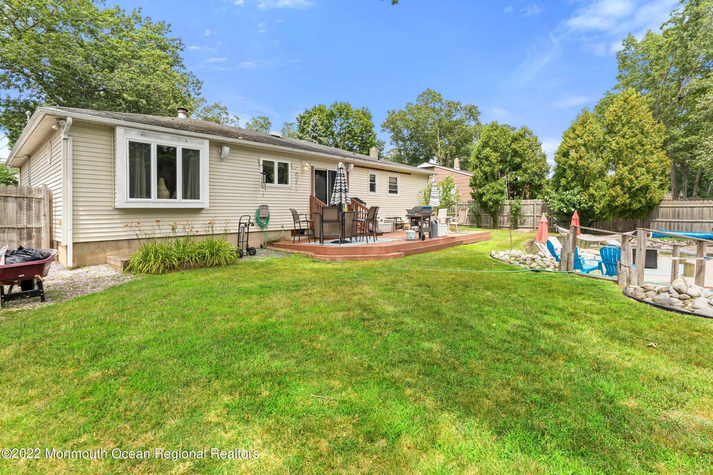 47 Cranmer Road Bayville, NJ 08721 - Photo 22 of 27 22-Ext6 RearLeft