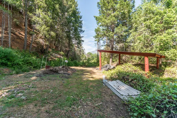 $250,000 | 2940 Dutch Creek Road, Junction City, CA 96048