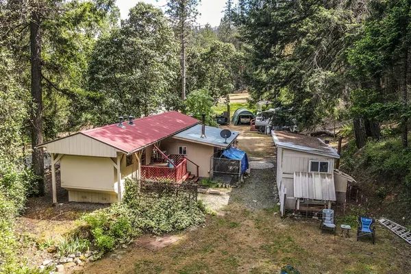 $250,000 | 2940 Dutch Creek Road, Junction City, CA 96048
