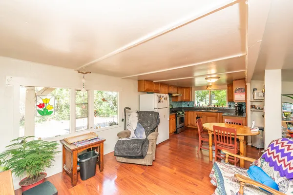 $250,000 | 2940 Dutch Creek Road, Junction City, CA 96048