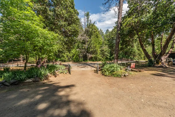 $250,000 | 2940 Dutch Creek Road, Junction City, CA 96048