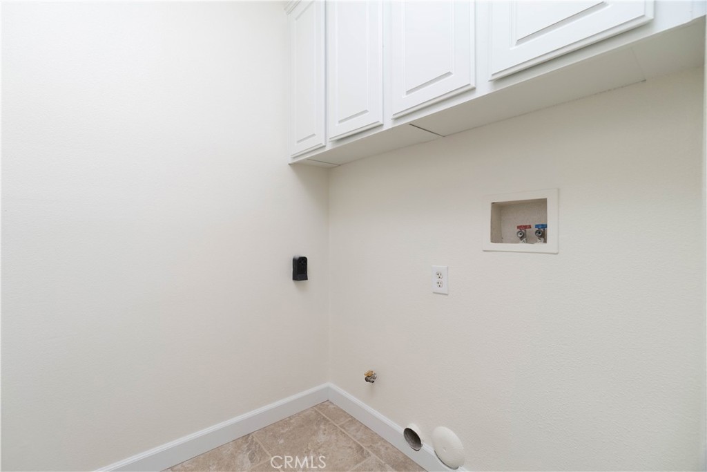 583 Ruth Circle Corona, CA 92879 - Photo 16 of 74