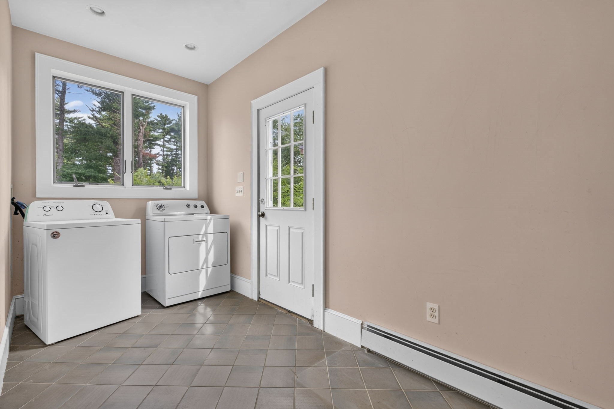 304 High Road Newbury, MA 01951 - Photo 16 of 40 Gallery Image 16