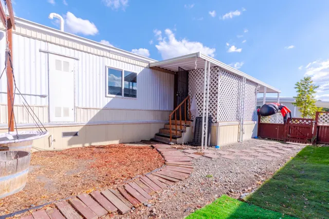 $97,900 | 8227 Tiki Lane, Sacramento, CA 95828