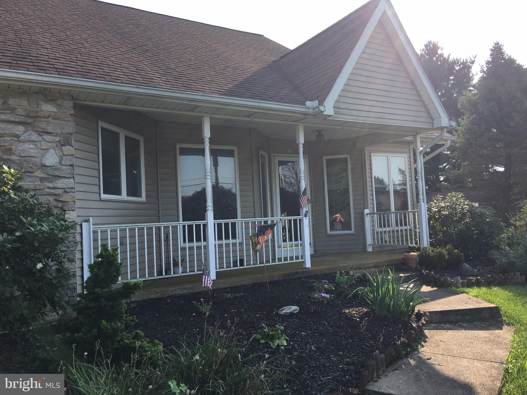 7 Strawberry Road New Freedom, PA 17349 - Photo 2 of 37 Gallery Image 2