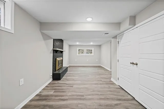 $264,900 | 805 Northwest Castle Drive, Blue Springs, MO 64015