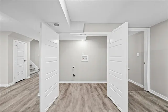 $264,900 | 805 Northwest Castle Drive, Blue Springs, MO 64015