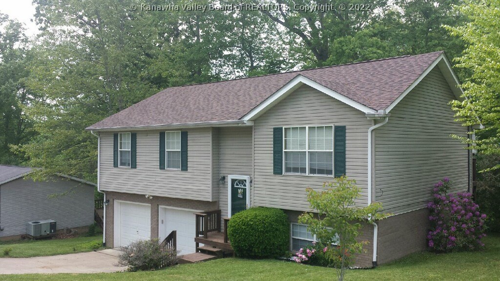 153 Kayla Lane Elkview, WV 25071 - Photo 2 of 18 Gallery Image 2