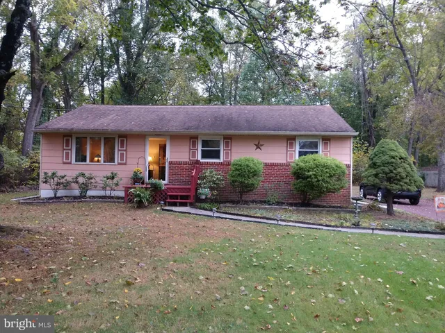 $249,900 | 39 Spring Garden Street, Lindenwold, NJ 08021