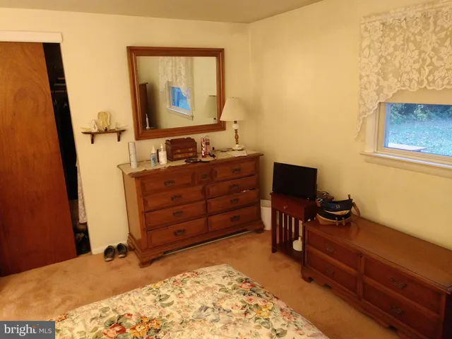 $249,900 | 39 Spring Garden Street, Lindenwold, NJ 08021