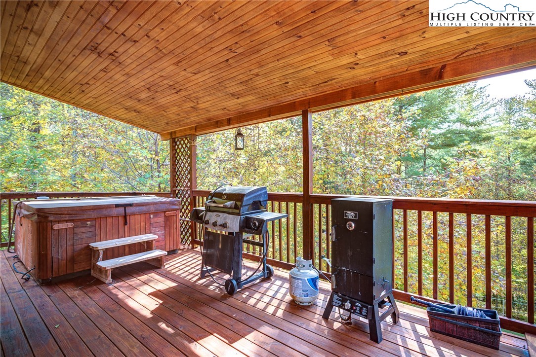 210 Rush Branch Road Sugar Grove, NC 28679 - Photo 15 of 46 Gallery Image 15