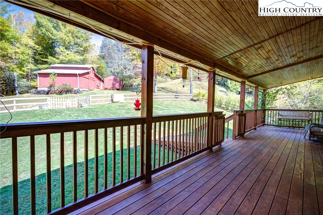 210 Rush Branch Road Sugar Grove, NC 28679 - Photo 5 of 46 Gallery Image 5