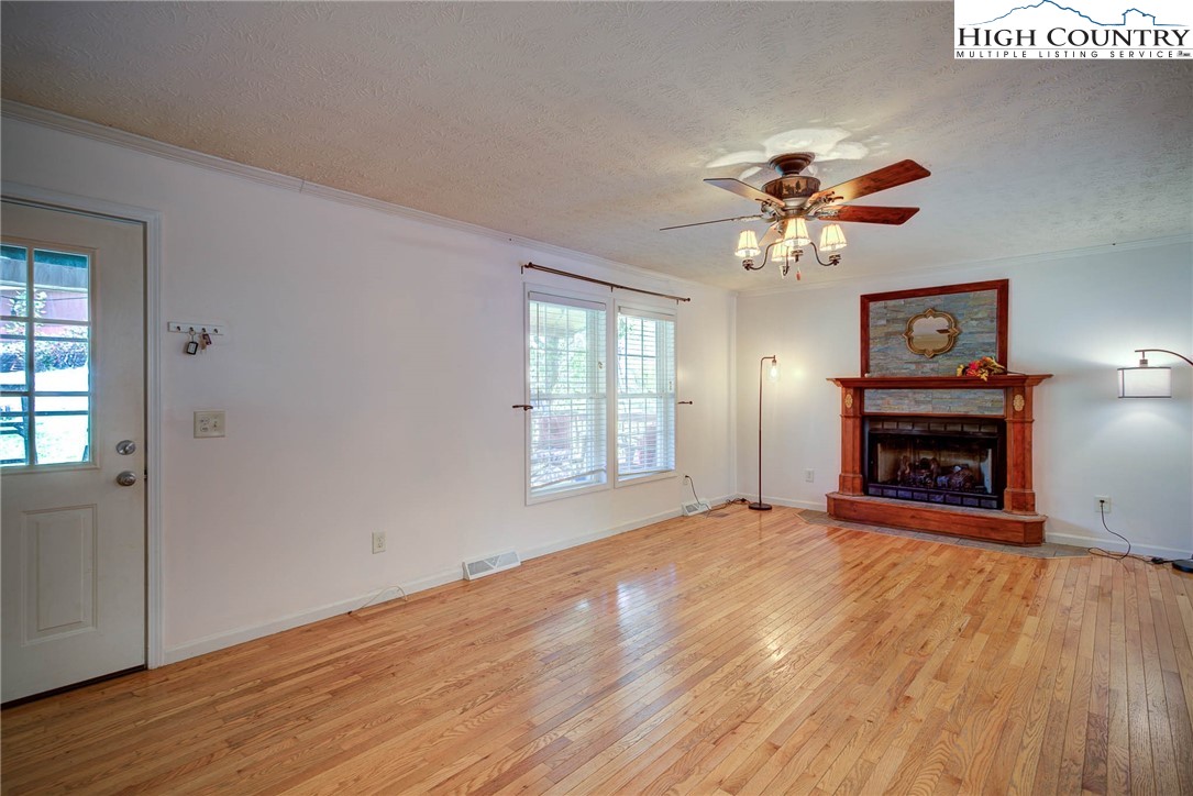 210 Rush Branch Road Sugar Grove, NC 28679 - Photo 6 of 46 Gallery Image 6