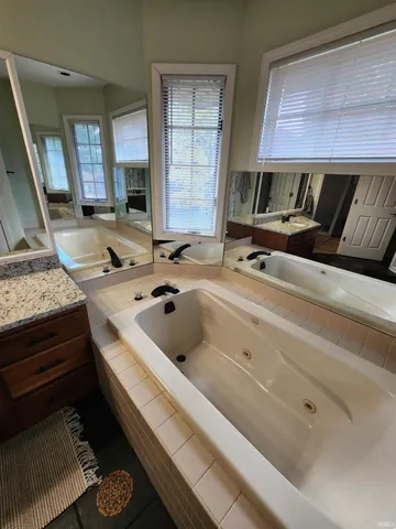 $499,995 | 501 South Riviera Lane, Yorktown, IN 47396