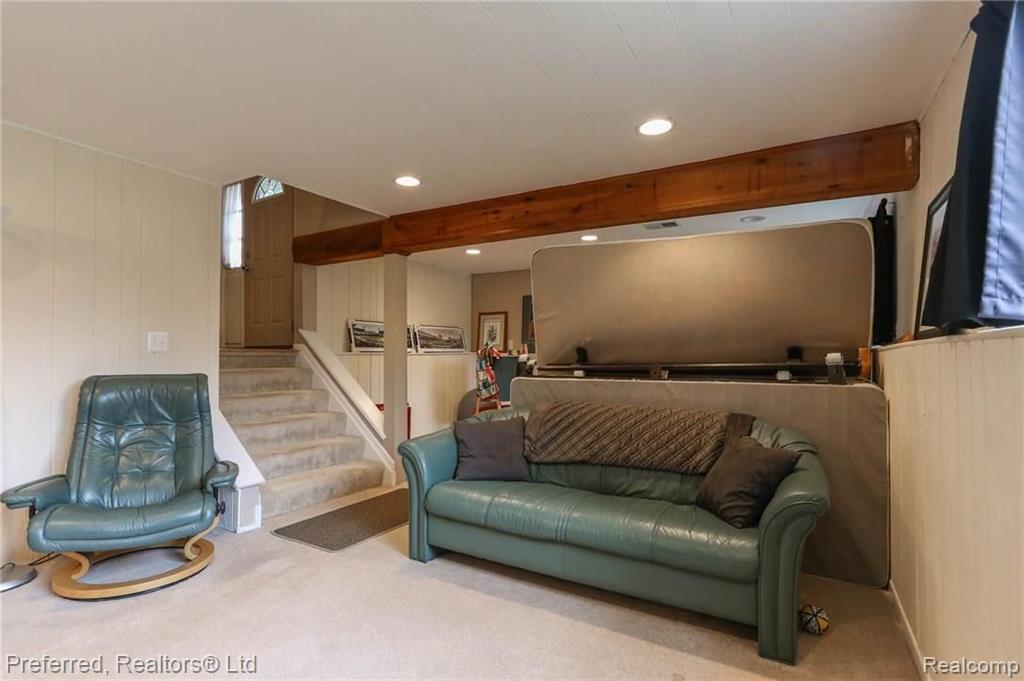 22581 Winfield Road Novi, MI 48375 - Photo 23 of 30