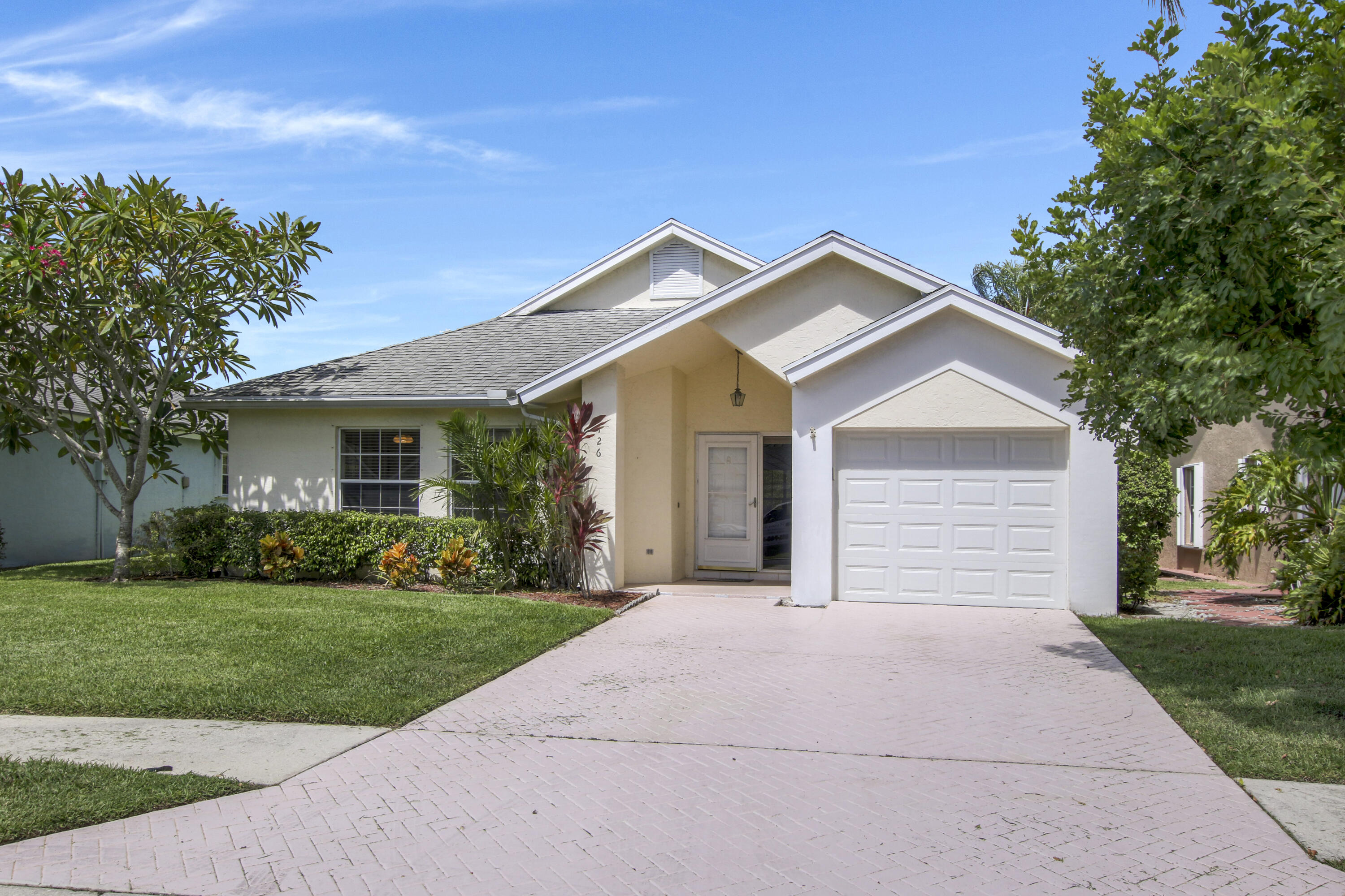 126 Adobe Circle Jupiter, FL 33458 - Photo 2 of 30 Front of House