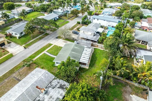 $3,100 | 1414 Michigan Drive, Lake Worth Beach, FL 33461