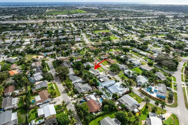 $3,100 | 1414 Michigan Drive, Lake Worth Beach, FL 33461