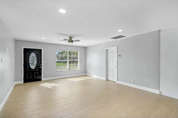 $3,100 | 1414 Michigan Drive, Lake Worth Beach, FL 33461