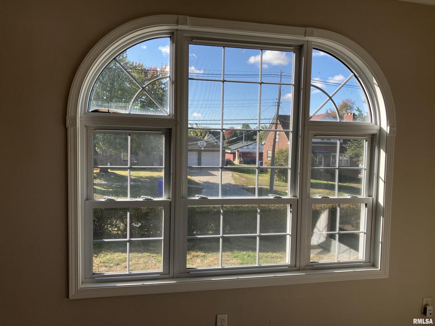 837 Beach Street Kewanee, IL 61443 - Photo 23 of 54 a front view of a house with a large window
